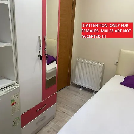!only Females! Bakirkoy Ladies Otel